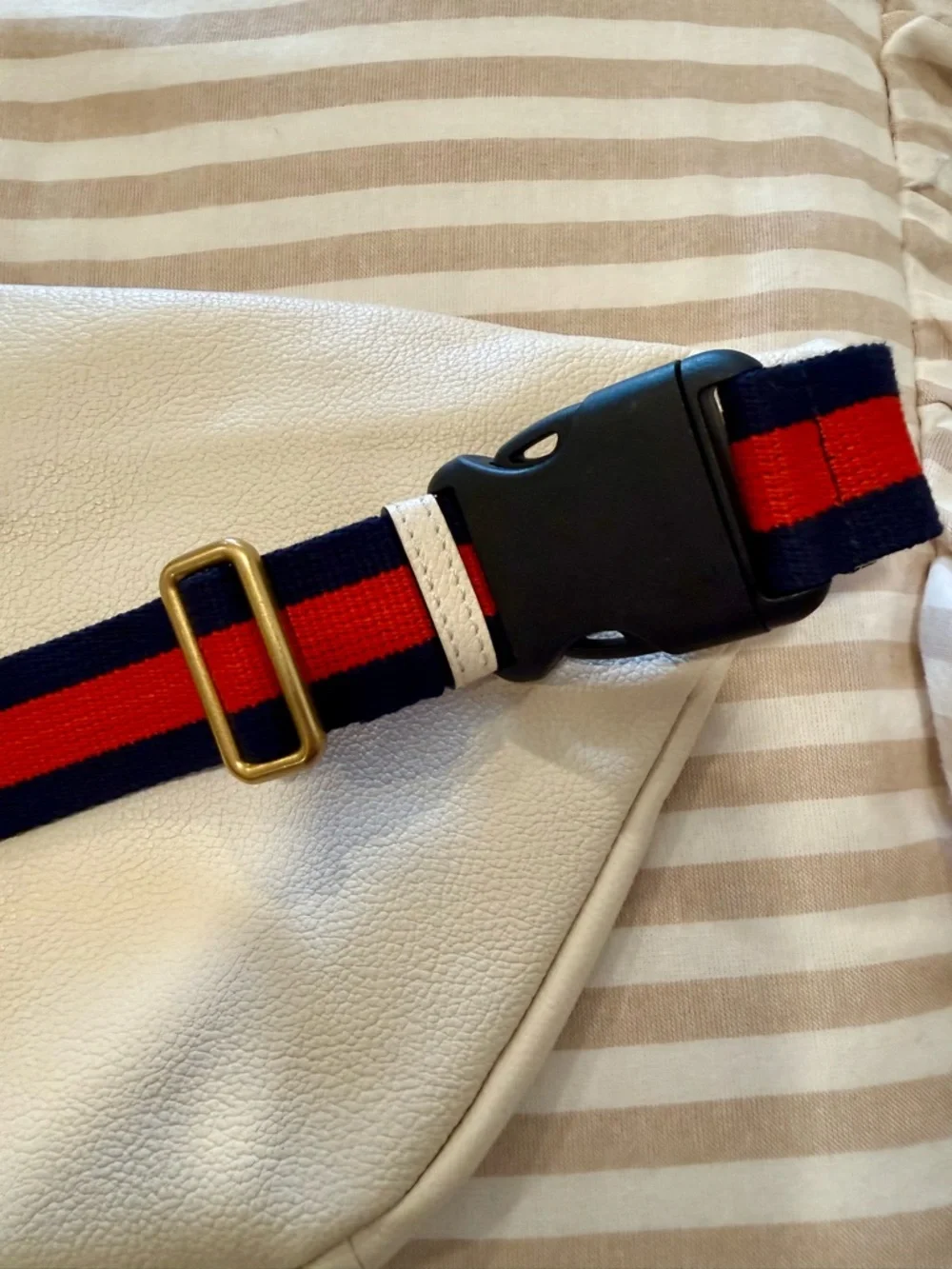 Gucci common sense is not that common belt bag - Picture 3 of 7